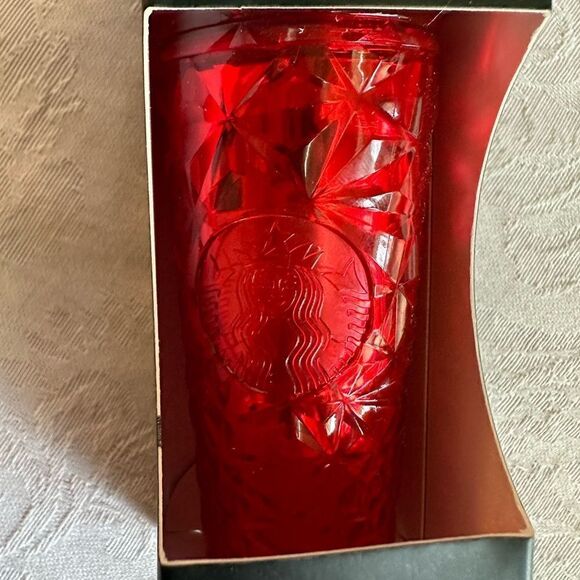 Starbucks 2023 Winter Holiday Textured Mini Tumbler Keychain Ornament Red - Picture 3 of 4